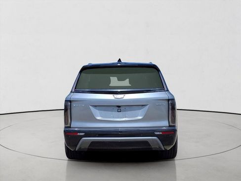 New 2026 Cadillac Vistiq Sport image 6