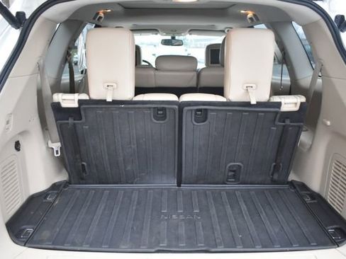 Used 2017 Nissan Pathfinder Platinum w/ Family Entertainment Package AWD/4WD image 46