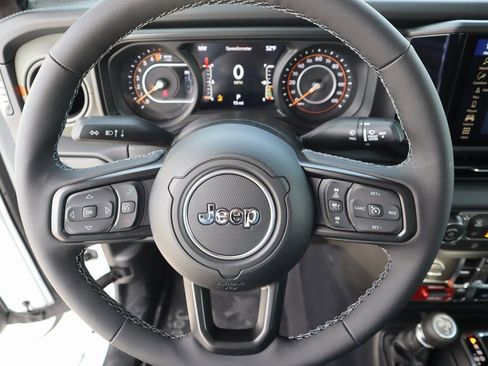 New 2026 Jeep Gladiator Mojave image 3