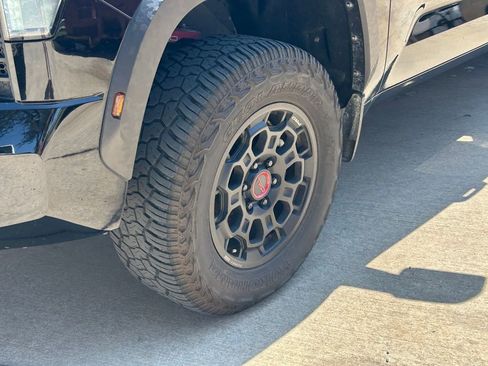 Used 2024 Toyota Tundra TRD Pro w/ TRD Pro Tow Package AWD/4WD image 9