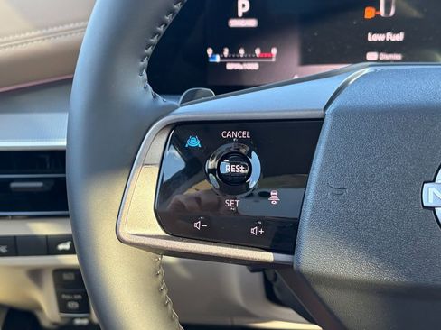 New 2026 Nissan Murano Platinum image 10