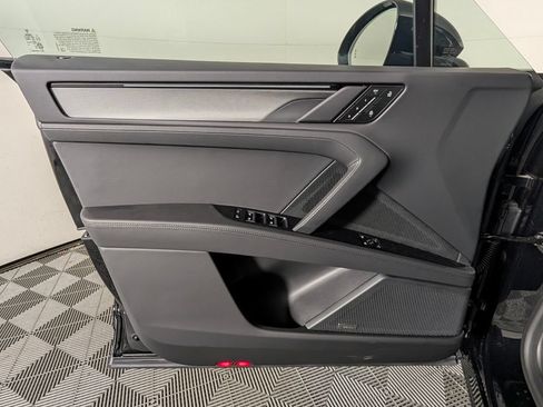 New 2026 Porsche Cayenne Electric AWD/4WD image 26
