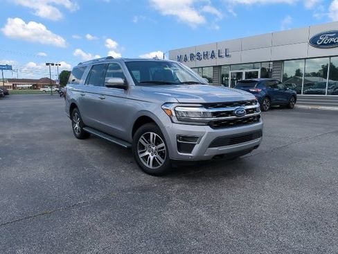 Used 2022 Ford Expedition Max Limited AWD/4WD image 3