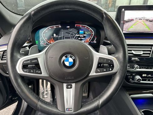Used 2023 BMW 530i xDrive w/ M Sport Package AWD/4WD image 19