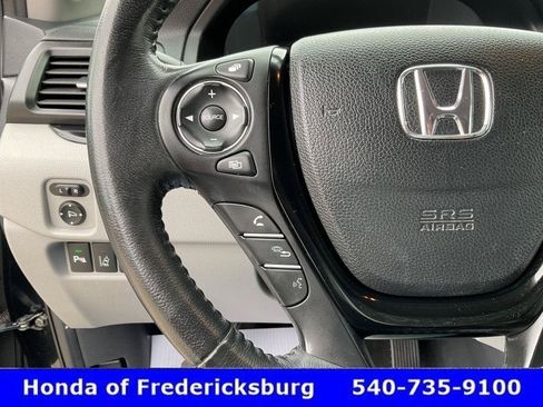 Used 2016 Honda Pilot Touring image 33