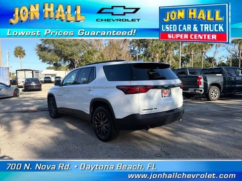 Used 2023 Chevrolet Traverse RS image 7