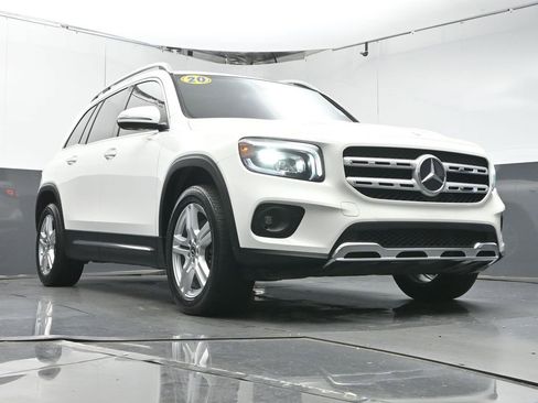 Used 2020 Mercedes-Benz GLB 250 GLB 250 w/ Premium Package image 34