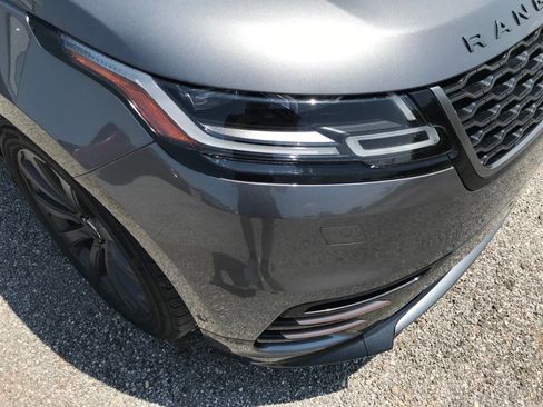 Used 2018 Land Rover Range Rover Velar R-Dynamic SE image 25