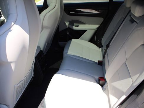 New 2024 Porsche Macan 4 Electric image 35