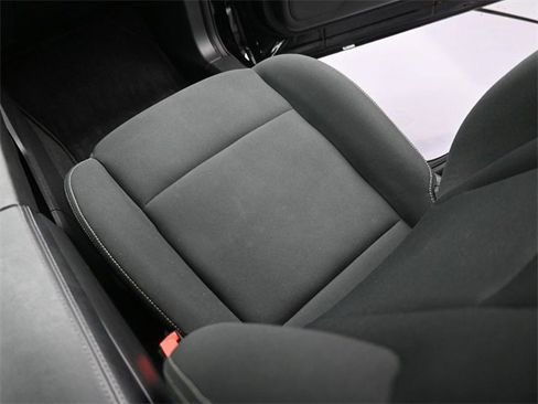 Used 2023 Nissan Rogue S image 12