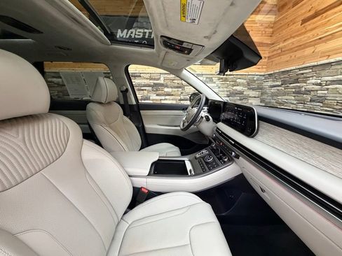 Used 2025 Hyundai Palisade Calligraphy image 14
