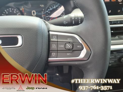 Certified 2025 Jeep Compass Limited AWD/4WD image 19