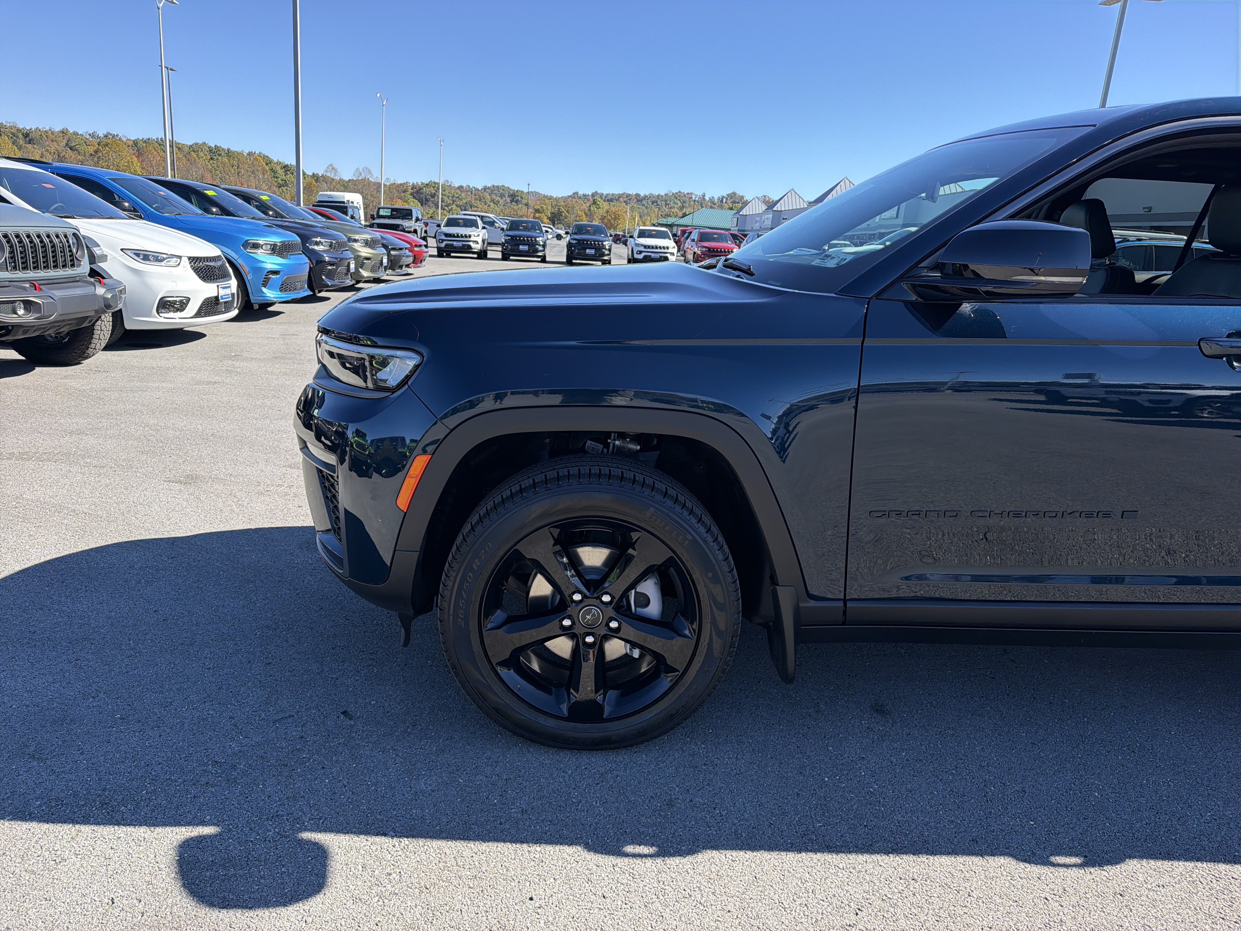 New 2027 Jeep Grand Cherokee Limited AWD/4WD image 11