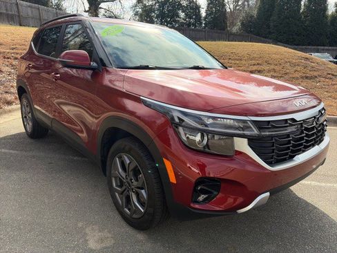 Used 2024 Kia Seltos S image 1