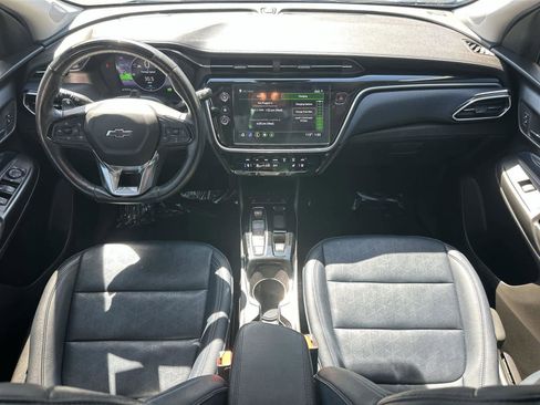 Used 2023 Chevrolet Bolt EUV Premier w/ Super Cruise Package FWD image 11