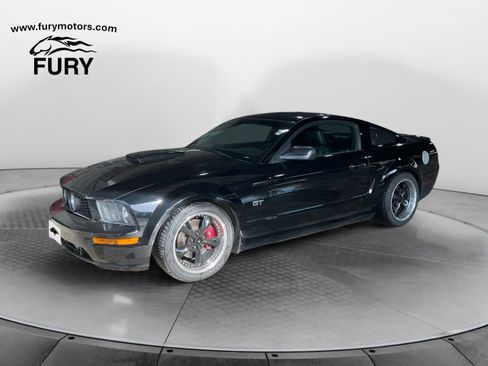 Used 2007 Ford Mustang GT RWD image 7