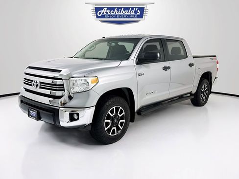 Used 2017 Toyota Tundra SR5 w/ TRD Off Road Package image 3