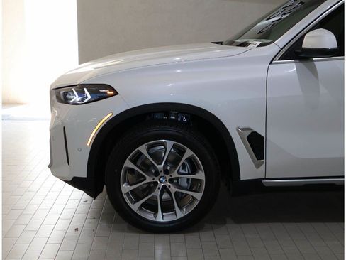 Used 2026 BMW X5 sDrive40i w/ Parking Assistance Package RWD image 4