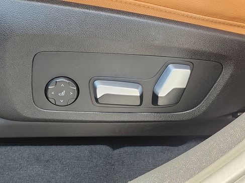 Used 2023 BMW X3 sDrive30i w/ Premium Package RWD image 21