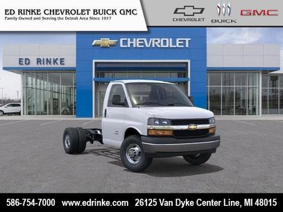 New 2025 Chevrolet Express 3500 w/ Power Convenience Package
