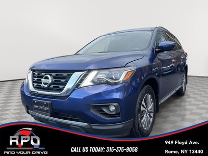 Used 2020 Nissan Pathfinder SV