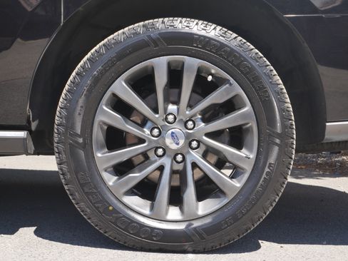 Certified 2021 Ford Expedition Max Limited AWD/4WD image 19