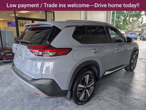 Used 2021 Nissan Rogue SL w/ Premium Package FWD image 4