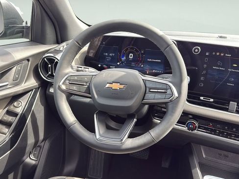 New 2026 Chevrolet Equinox LT w/ Convenience Package II AWD/4WD image 15