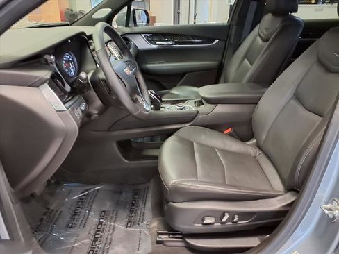 Certified 2024 Cadillac XT6 Premium Luxury w/ Technology Package image 21