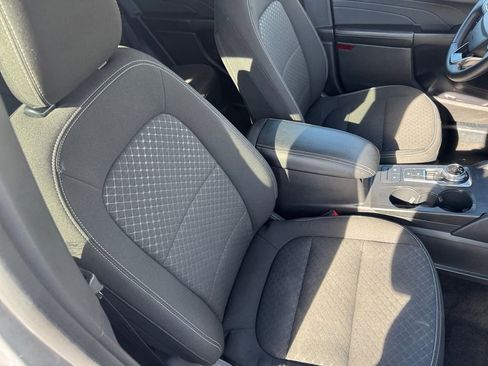 Used 2024 Ford Escape Active image 14