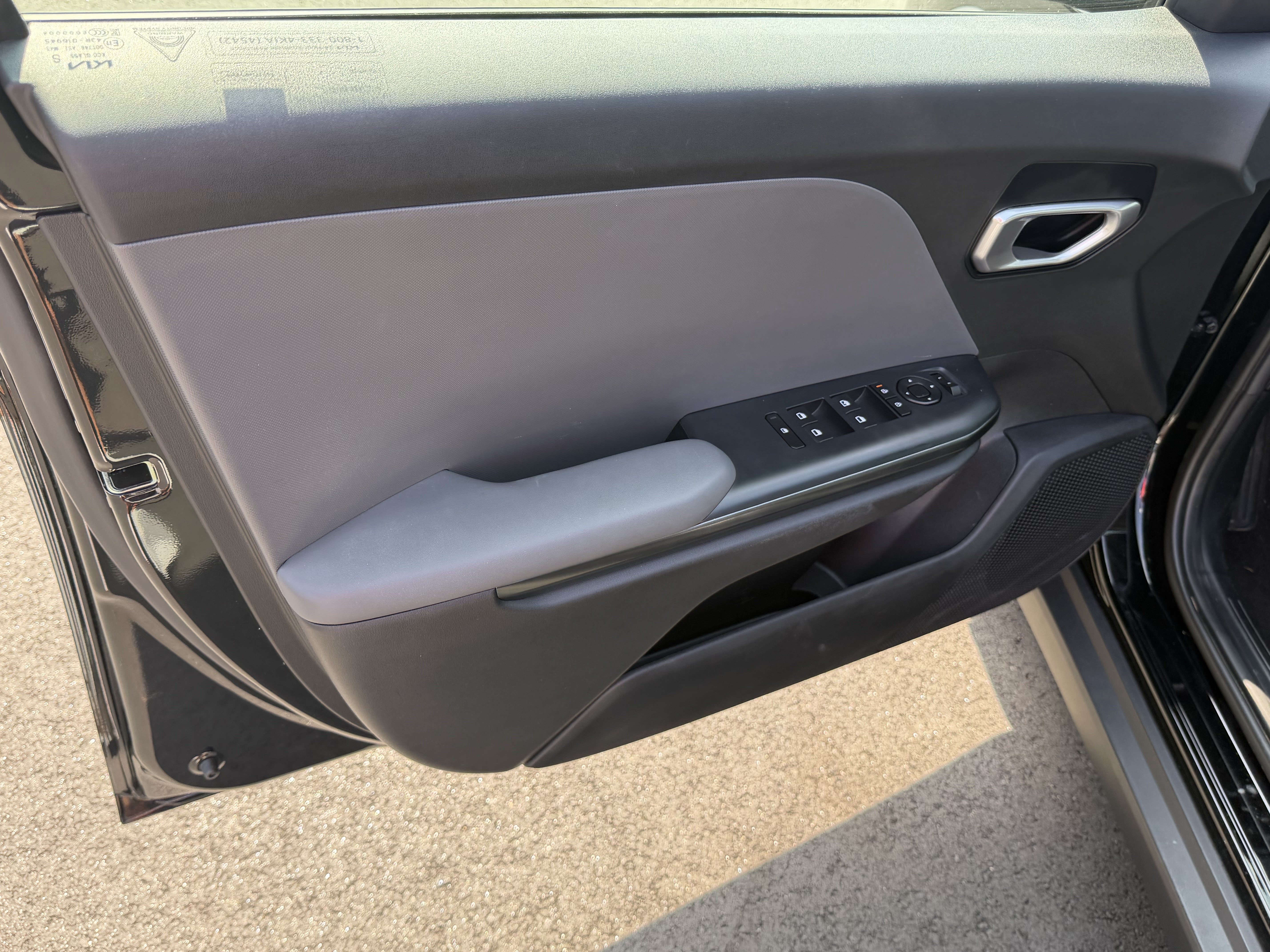 Certified 2025 Kia K4 FWD image 10