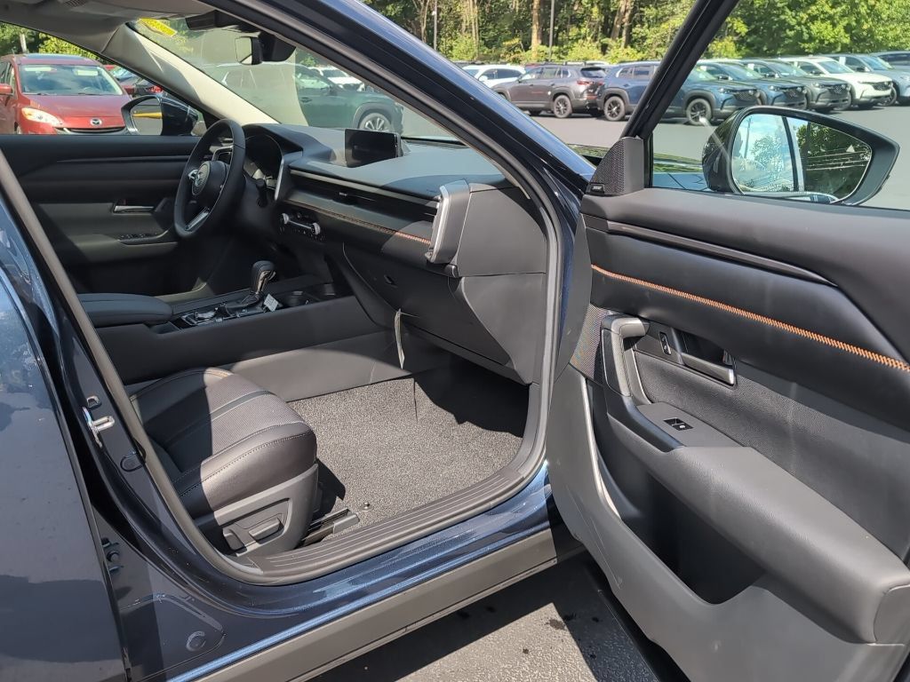 New 2026 MAZDA CX-50 AWD 2.5 S w/ Cargo Package image 9