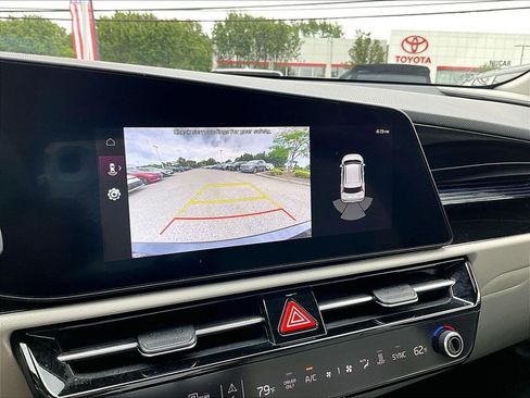 Used 2023 Kia Niro Wind w/ Wind Preserve Package FWD image 19