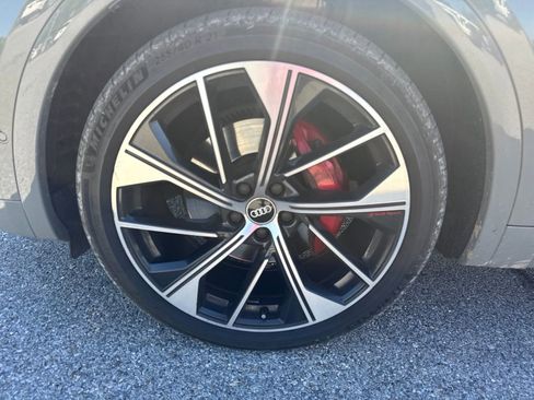 Used 2021 Audi SQ5 Prestige w/ Prestige Package AWD/4WD image 9