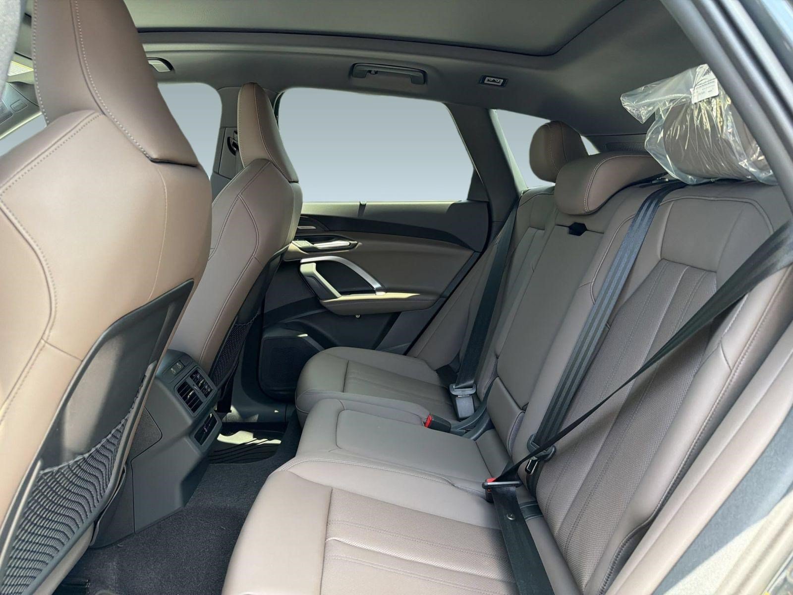New 2026 Audi Q5 Premium Plus w/ Premium Plus AWD/4WD image 21