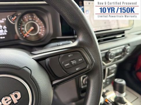 Used 2024 Jeep Gladiator Sport image 20