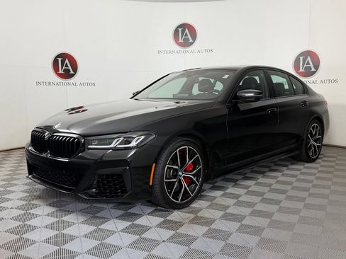 Used 2023 BMW 540i xDrive w/ Executive Package AWD/4WD image 3