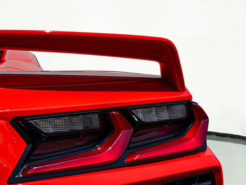 Used 2023 Chevrolet Corvette Stingray Premium Conv w/ Z51 Performance Package image 65