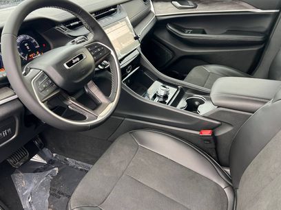 New 2026 Jeep Grand Cherokee Altitude