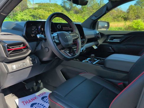 New 2025 Chevrolet Silverado EV RST AWD/4WD image 80