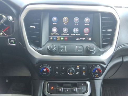 Used 2022 GMC Acadia SLE w/ Driver Convenience Package image 15