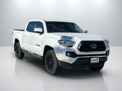 Used 2020 Toyota Tacoma SR5 image 3