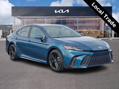 Used 2025 Toyota Camry SE