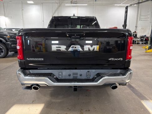 Used 2025 RAM 1500 Laramie w/ Advanced Safety Group II AWD/4WD image 6