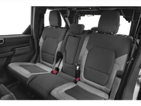 Used 2025 Ford Bronco 4-Door image 20
