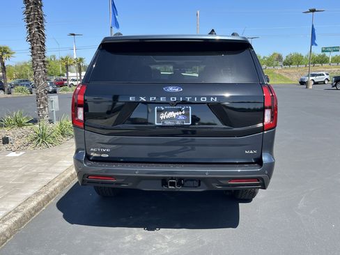 New 2026 Ford Expedition Max Active AWD/4WD image 4