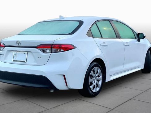 Used 2024 Toyota Corolla LE FWD image 12