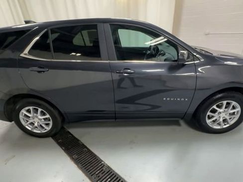 Used 2023 Chevrolet Equinox LT image 9