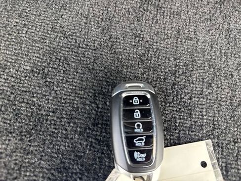 Used 2021 Hyundai Palisade Limited image 52