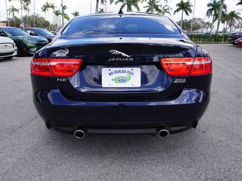 Used 2018 Jaguar XE Prestige image 29